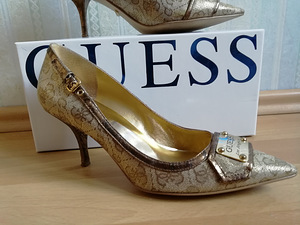 Туфли Guess (4 фото из 4)