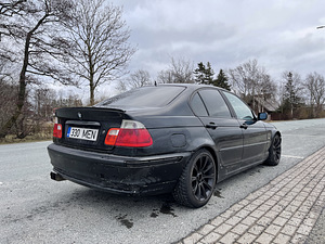 BMW 328i (3 фото из 10)