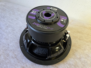 BF EVO12 12" 3000W ja TEAM monoblock, pult, uus (6 foto / 10)