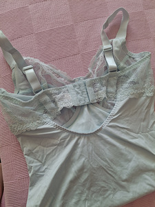 Bodysuit (2 foto / 5)