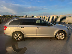 Skoda Octavia Combi 1.2 81kW 2016 (6 foto / 13)