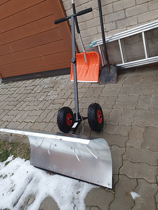 Ratastega lumelabidas (2 foto / 3)