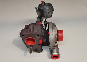 TURBO 282012A701 (GARRETT) (2 foto / 8)