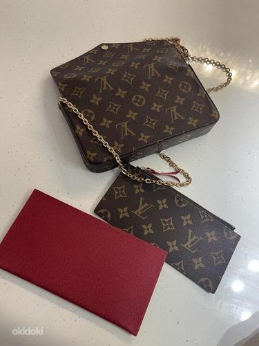 Красивая маленькая сумочка Loius Vuitton(копия) (фото #2)