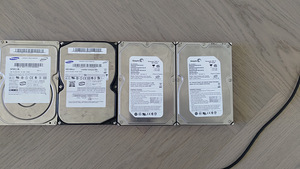 HDD 500/160/40GB (1 foto / 1)