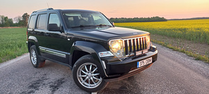JEEP CHEROKEE 2.8CRD (1 foto / 7)