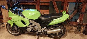 Kawasaki zx600 (4 foto / 4)