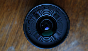 Canon RF-S 18-45mm F4.5-6.3 IS STM (1 фото из 3)