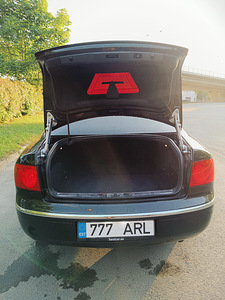Volkswahen Phaeton 3.0TDI 165kW (8 foto / 9)