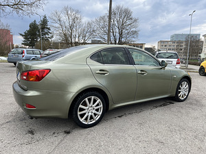M/V Lexus IS220D 130kw (1 foto / 9)