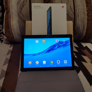 Huawei MediPad T5 SIM WiFi (1 foto / 3)