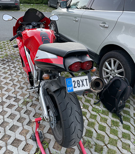 Aprilia RSV Mille V2 92kW (6 foto / 6)