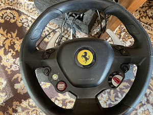 Thrustmaster Ferrari 458 rool (1 foto / 1)
