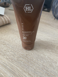 Holly land sunbrella (1 foto / 3)
