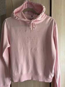 Tommy hilfiger (1 foto / 4)