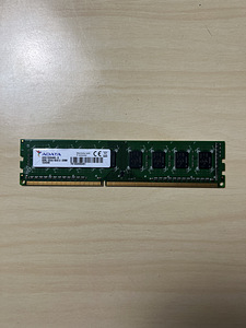 DDR3 1333(9) 4Gx8 U-DIMM (1 foto / 1)