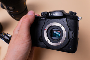 Panasonic Lumix GH5 + Sigma 18-35 (5 foto / 5)