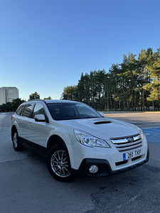 Subaru Outback 2.0 110kW, 2014 (1 foto / 13)