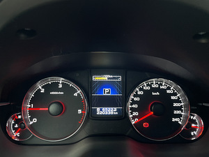 Subaru Outback 2.0 110kW, 2014 (7 foto / 13)