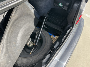 BMW E36 323i 125kW tehase M-pakett, manuaal (11 foto / 15)