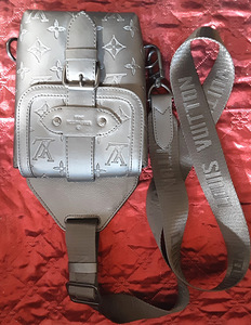 Meeste disainer crossbody kott (2 foto / 10)