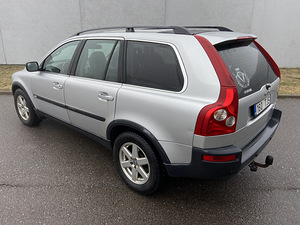 Volvo XC90 2.5 T5 154kW (5 foto / 15)