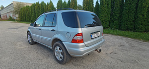 MB ML400 184kw ÜV 09.23 (4 foto / 9)