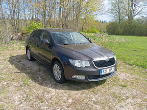 Skoda Superb 2.0 125kw diisel (1 foto / 9)
