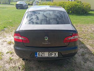 Skoda Superb 2.0 125kw diisel (4 foto / 9)