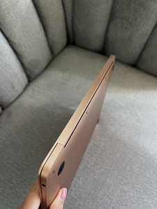 MacBook Air (13” 2018) / 1.6 GHz / 8GB / 128GB (5 foto / 10)