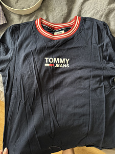 Tommy jeans t-särk (2 foto / 2)