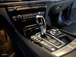BMW 740 (12 фото из 14)