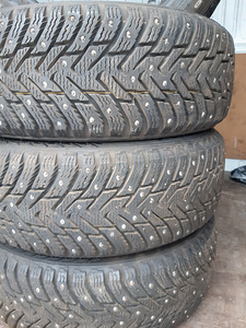 195/55/16 NOKIAN HAKKAPELIITTA 8 naastrehvid (2 foto / 7)