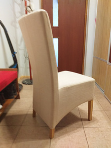 Стул (2 фото из 3)