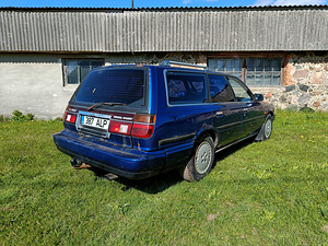 Toyota Camry 2.0td (4 foto / 15)