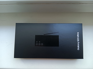 UUS Samsung Galaxy S23 Ultra 512 GB Phantom Black (2 foto / 2)