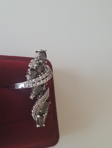 Кольцо Серебро 925. (4 фото из 5)