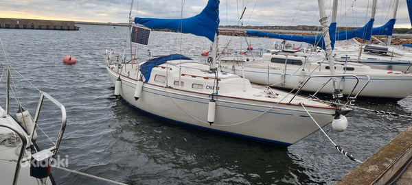 Shipman 28 парусная яхта