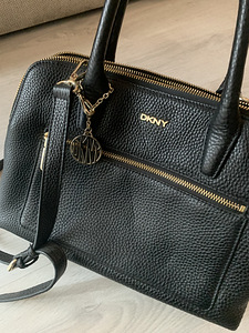 Кожаная сумка dKNY (2 фото из 5)