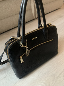 Кожаная сумка dKNY (4 фото из 5)