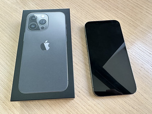 iPhone 13 Pro graphite 128 gb (1 foto / 2)