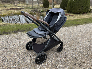 Maxi-Cosi Adorra 2 + turvahäll Tinca (2 foto / 10)