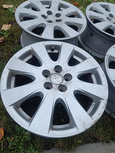 Veljed Toyota original 16" (3 foto / 4)
