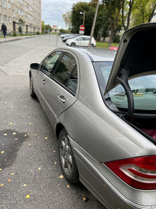 Mercedes-Benz c180 Kompressor (5 foto / 14)