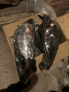 Esituled Mazda 3 2000-2006 (2 foto / 3)