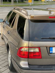 Saab 9-5 2.0t 110kW (9 foto / 15)