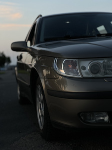 Saab 95 2.0 turbo (2 foto / 14)