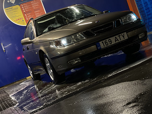 Saab 95 2.0 turbo (12 foto / 14)