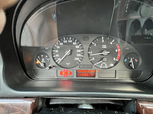 BMW 530D 142 кВт (13 фото из 15)