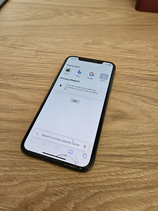 iPhone X 64GB (3 фото из 4)